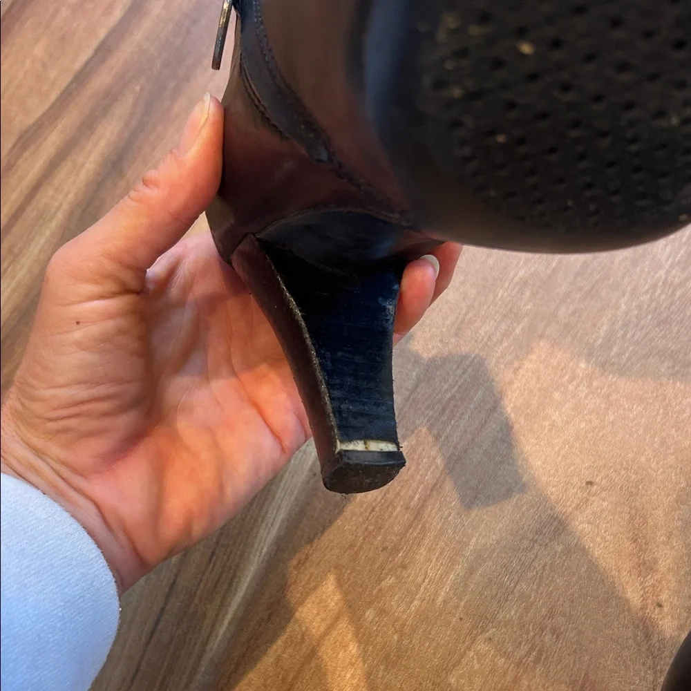 Geox Respira | Black Leather Ankle Booties